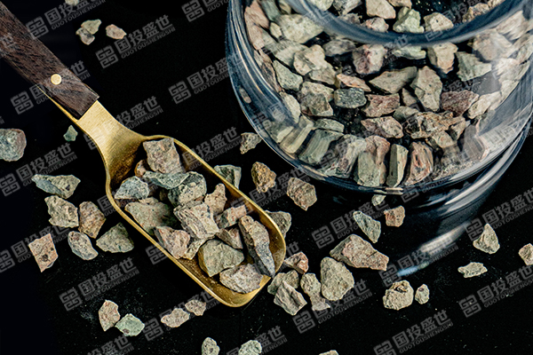 為什么說沸石是一種優(yōu)秀的天然納米材料？