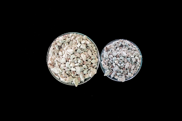 茄子想要增產(chǎn)，可以在種植時(shí)添加沸石！